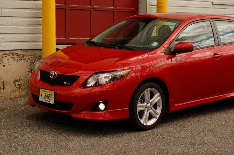  Toyota Corolla XRS 2009 года  (фото 6 из 32)